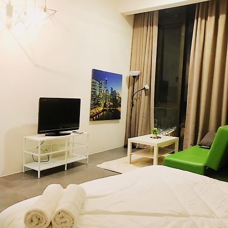 Maya Empire Studio Kampong Bukit Lanjan Extérieur photo