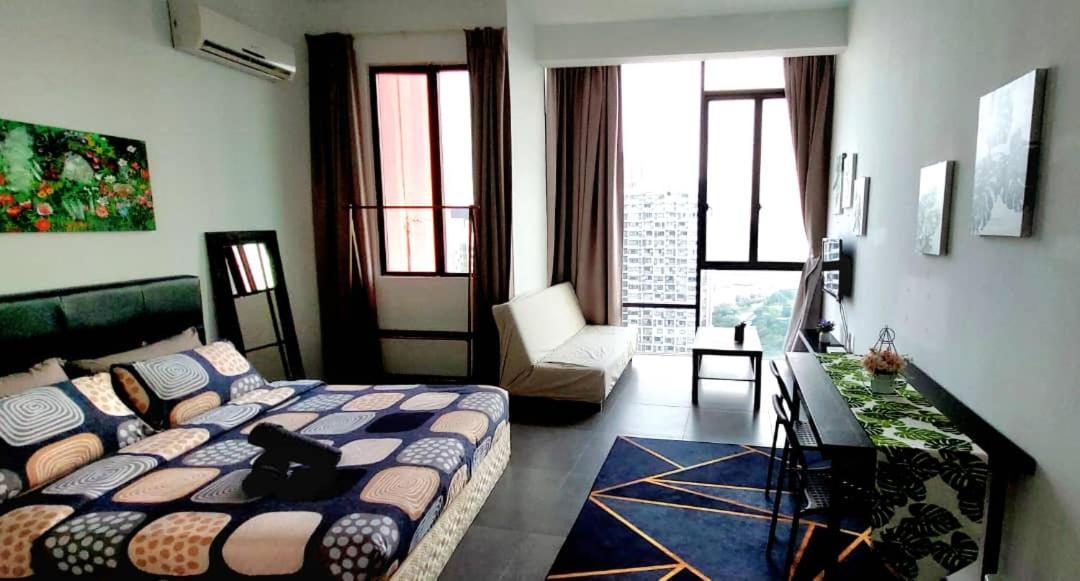 Maya Empire Studio Kampong Bukit Lanjan Extérieur photo